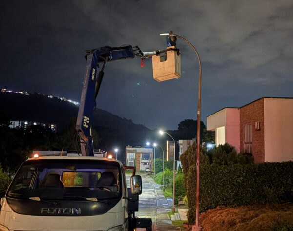 Mantenimiento de luminarias